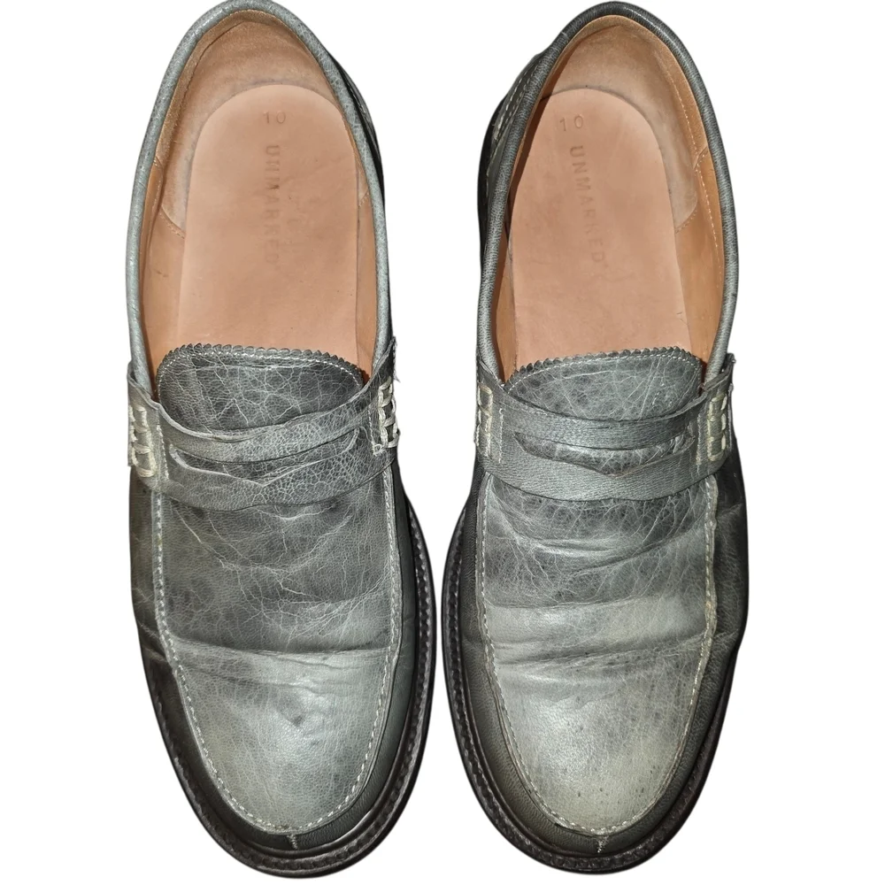 Men's Unmarked All Season Leather Penny Loafers with Dainite Soles